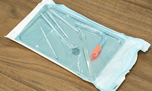 器具は患者さまの治療直前まで滅菌パックで保管